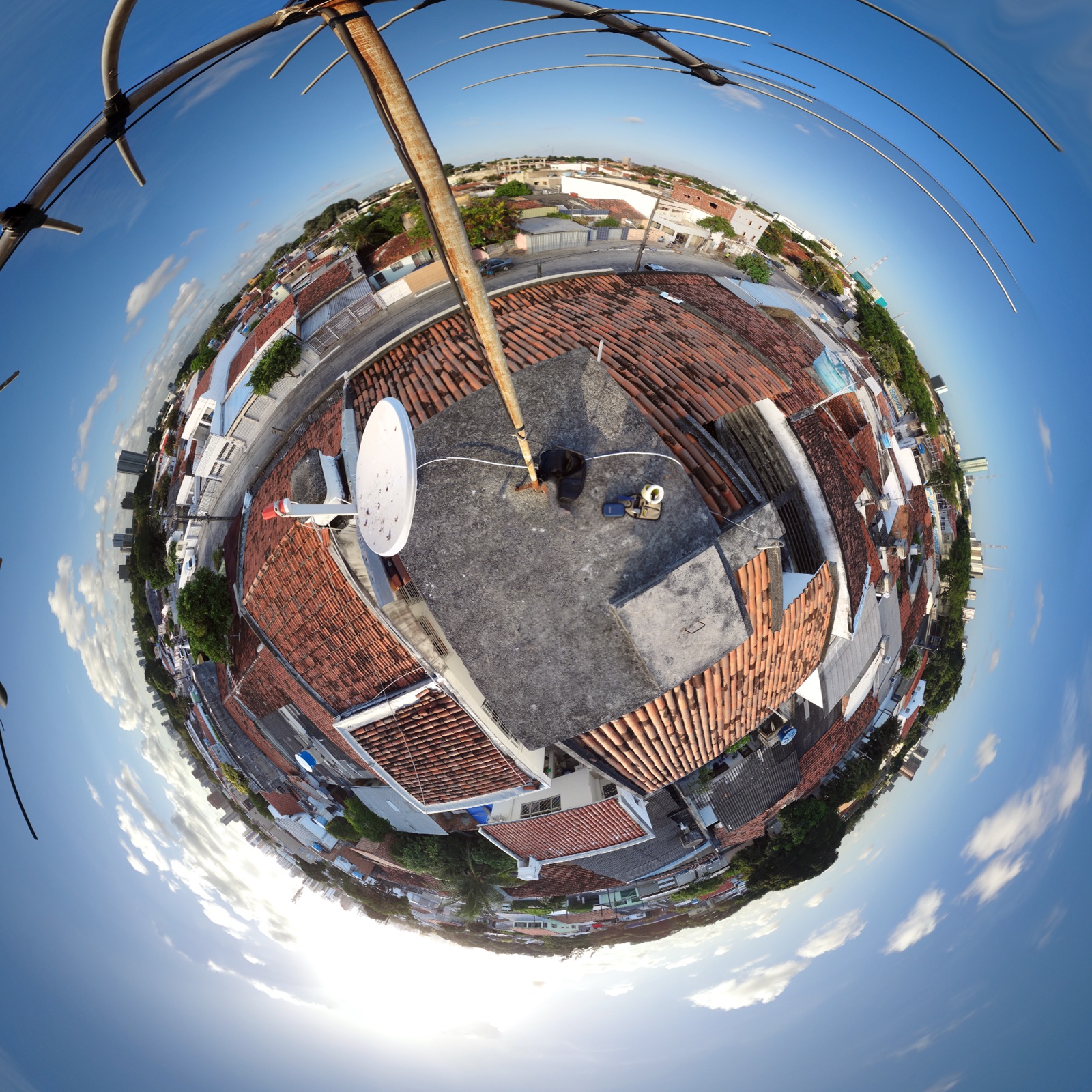 Santo Amaro Little Planet