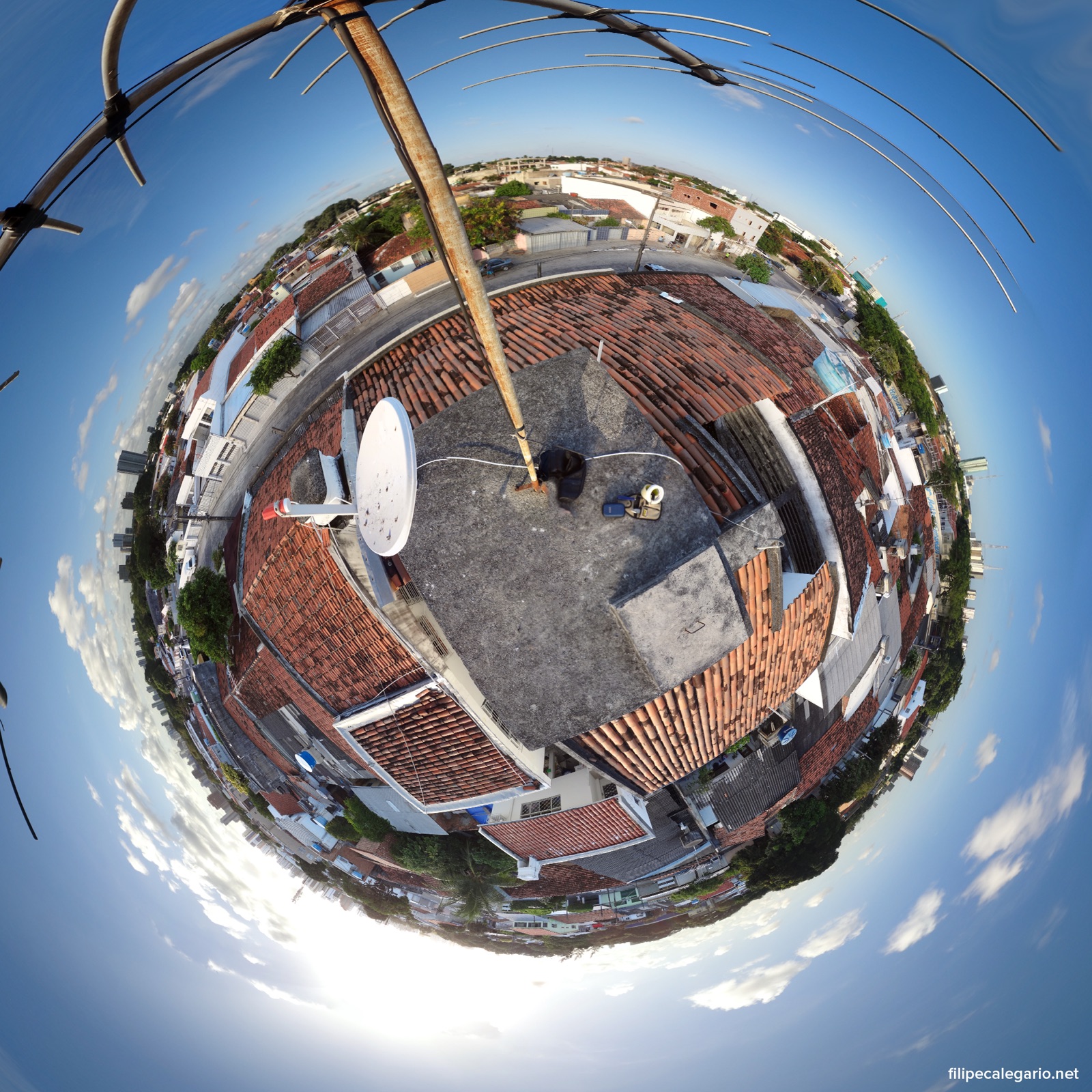 Santo Amaro Little Planet