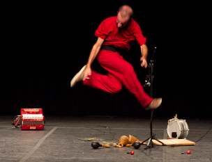 TumTá em performance com Helder Vasconcelos, SBCM 2019