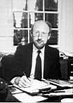 clive_signing.jpg